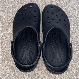 Black crocs